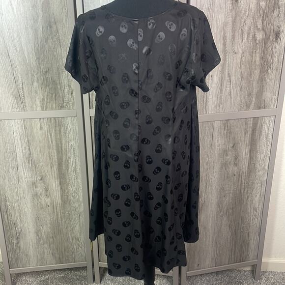 New! Torrid Black s/s jacquard sweetheart button front skull dress women's 0/12 - Picture 6 of 13